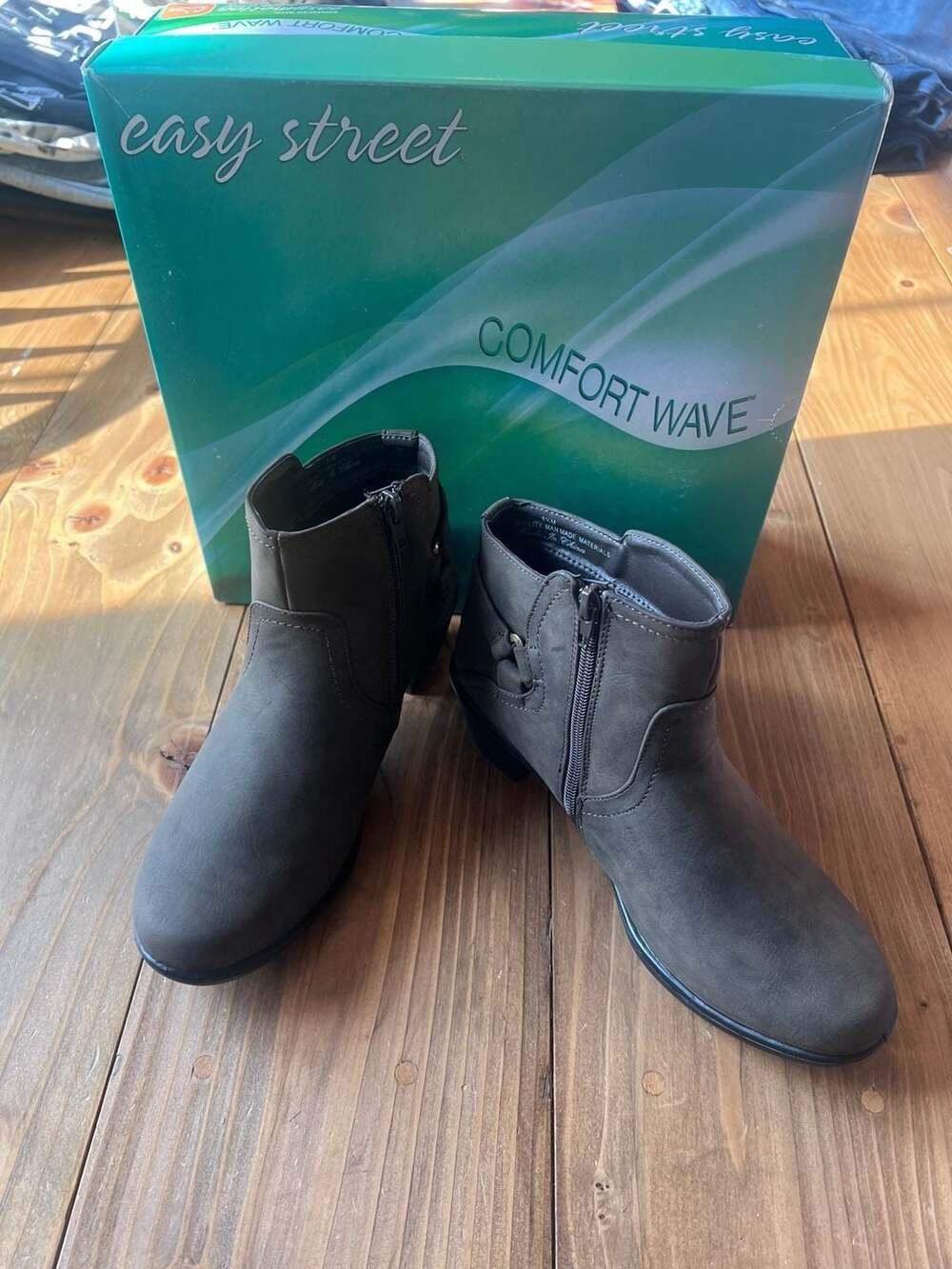 Easy Street Dawnta Women's Ankle Booties, Smoke Matte